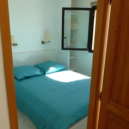 Face A La 아파트 라크루아발메르